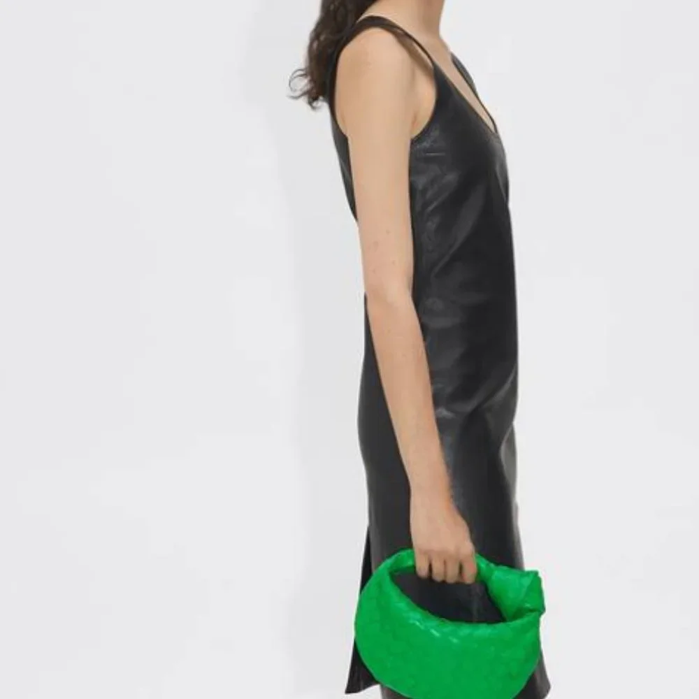 Bottega Veneta mini Jodie Leather bag parakeet green color Intrecciato design - Picture 2 of 12